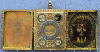 Pendant watch (in German: Halsuhr, “neck-watch”), in the shape of a book. Michael Bommel, Nürnberg, 1630 Germanisches Nationalmuseum Nürnberg