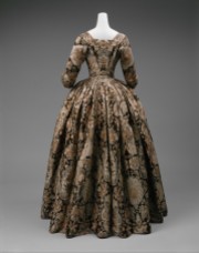 Dress ca 1725, British Silk. The Metropolitan Museum of Art, New York​ Purchase, Irene Lewisohn Bequest, 1964