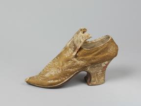 Shoe Place of origin: Great Britain (made) Date: 1730-35 (made) Materials and Techniques: Silk brocade and leather ©Victoria and Albert Museum, London