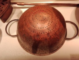 Copper colander with handles Made in the Veneto, 18th century Correr Museum, Venice Photo ©AndreaPerego